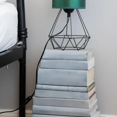 Cozy With Balcony Close To The Airport In By Renters * Warsaw