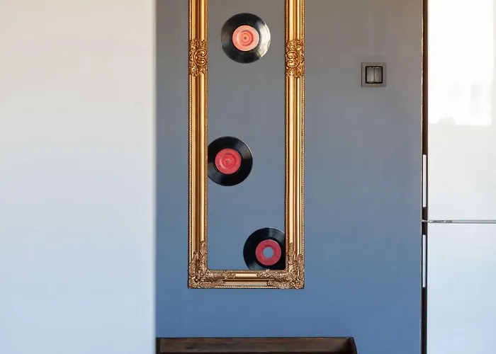 Apartment Cozy With Balcony Close To The Airport In By Renters Warsaw